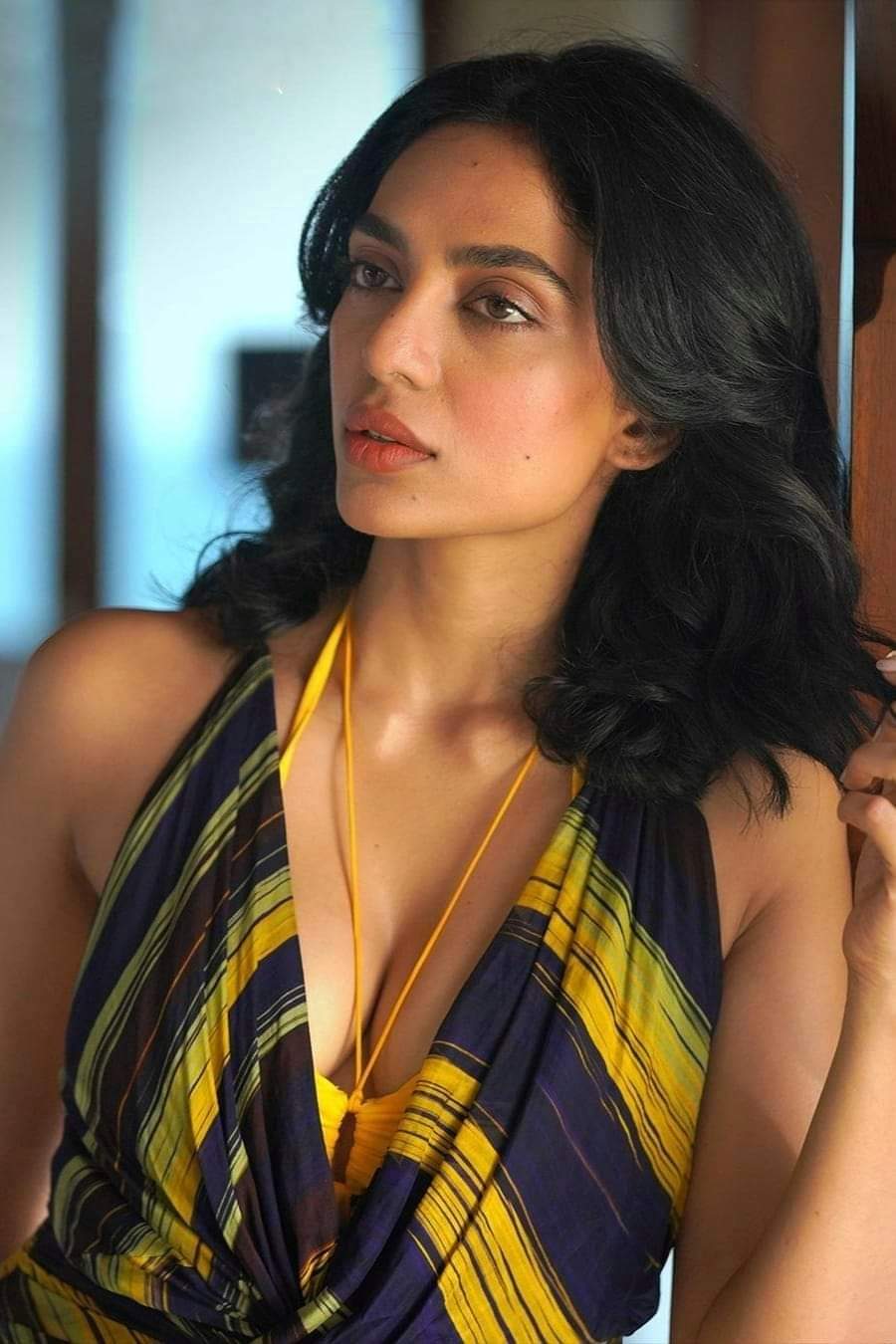 F0NgGyIWIBAQP_2?format=jpg&name=large