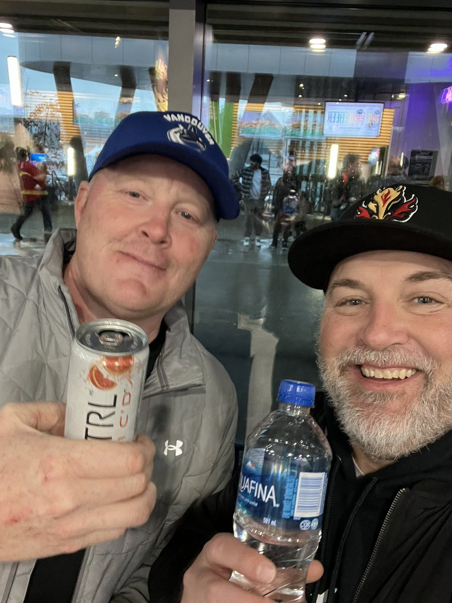 Happy 50th Birthday to a great buddy <a href="/idiotninja24/">Eddy</a>  

Have a great day!  🍻