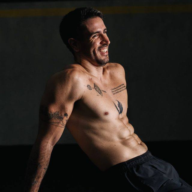 Satyr Summers 13.1K on Twitter: "RT @SatyrXBgta: Que rico está Henrique Nassif 😈"