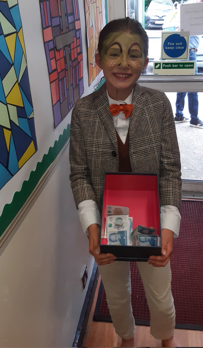 EdShorter's tweet image. My daughter is playing Toad in her school production of Wind in the Willows. They took up a collection for the school charity, Great Ormond Street, where Milo's chemotherapy is being coordinated. Very proud Dad! @GOSHCharity @GreatOrmondSt