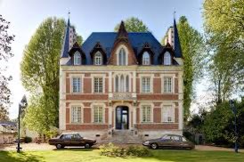 Je ne suis pas raciste j'habite dans un manoir