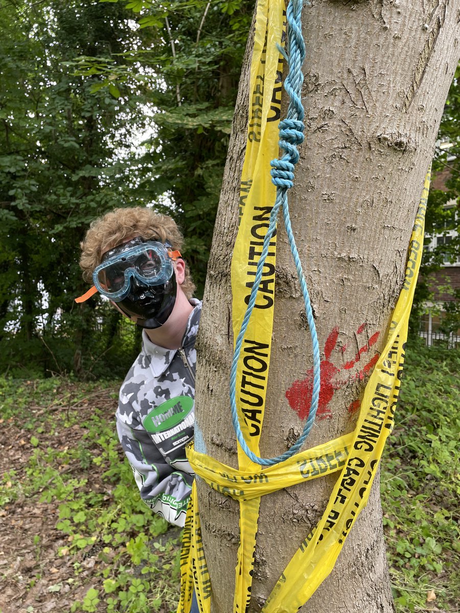 gary_rose's tweet image. Ready for a week of Y12 @PearsonBTECAppr #BTECCDMP being #onlocation experimenting with #singlecamera techniques in the “film set” outside my classroom!

They’ve prepared for Unit 10 #NetflixOriginal project by creating #preproduction for a new drama in the crime/thriller genre.