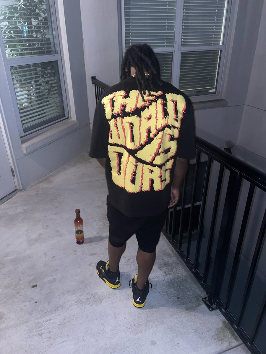 stuff_way's tweet image. Moral of the story I didn’t lose nothin I needed 🌪️⚡️