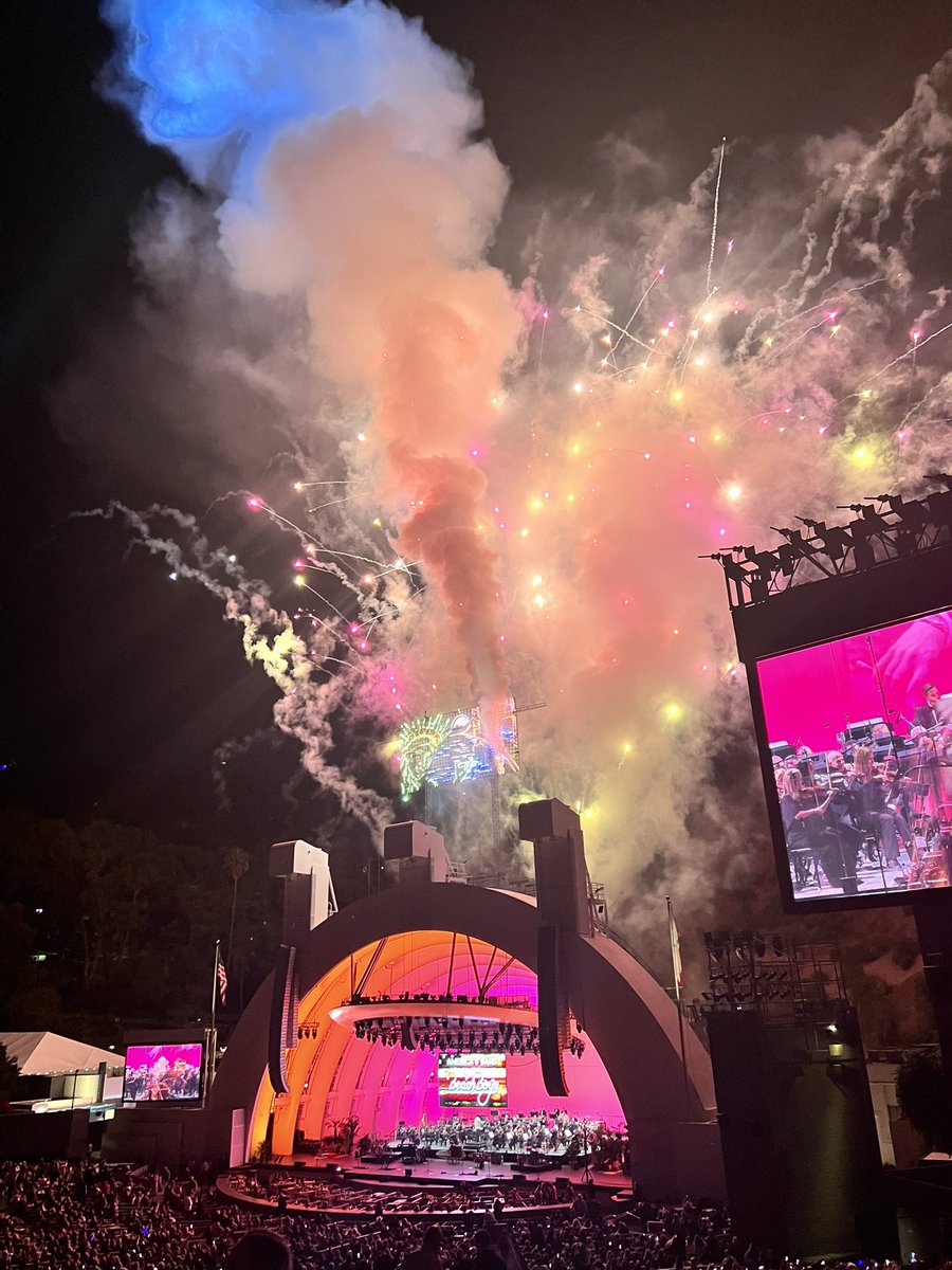 Happy Independence Day from the Hollywood Bowl! 

#4thofJuly #BeautyWillSaveTheWorld