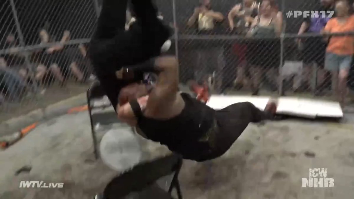 johndeathman's tweet photo. A new review lives! We head to Tennessee for @ICWNHB Pitfighter X17. The show that left the cage wrecked. @DRxRedacted & @Tank_Est1996 went to war, @Payton_Blair_GS proved her gutsiness, @TheDukeJWM fucked around & so much more went down.
Read free here: https://t.co/459v6g96GB https://t.co/WxueTc8JP0