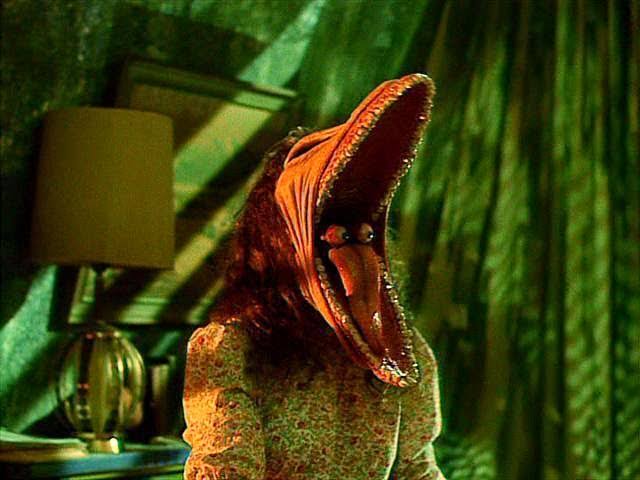 <a href="/sansiniestro/">sansi</a> Tanto abre la boca