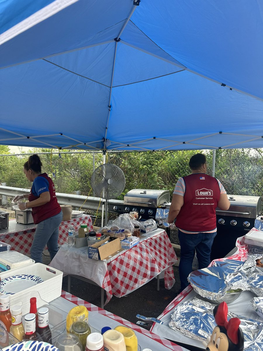 Lowes1106NB tweet media