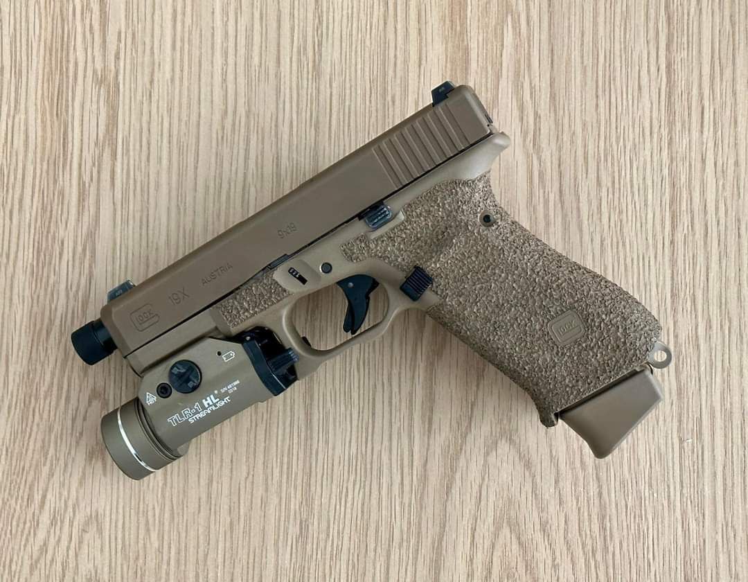 marc_willson11's tweet photo. We got available the Glock 19x caliber 9mm with the TLR-1 HT light and it comes with a box of ammo
$700
#tacticalgunshots #glock #glock19 #tlh #guns #glockowners #glocklovers #ammo https://t.co/CPJnRZspGb