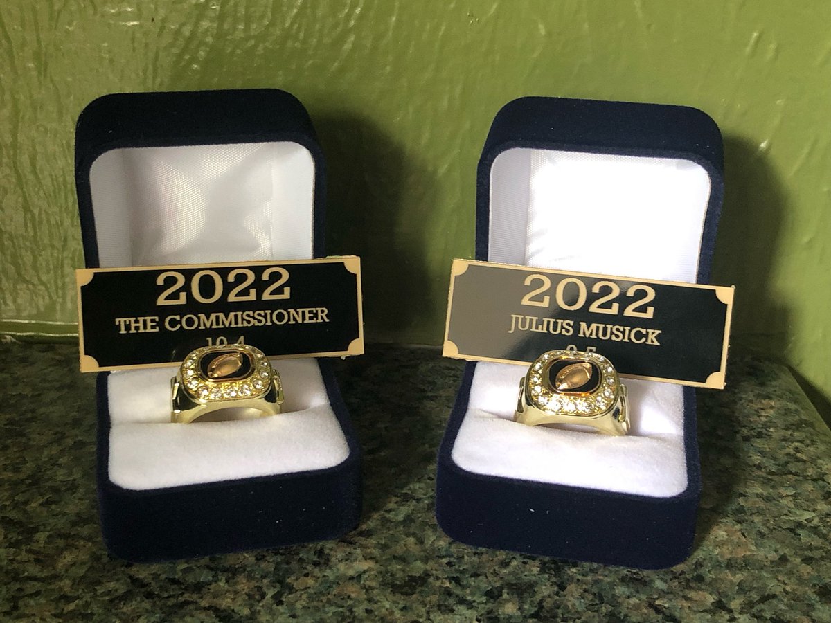 LOOG_Updates's tweet photo. @ZalesJewelers always provides the LOOG with tremendous service https://t.co/XVKj1pjKSN
