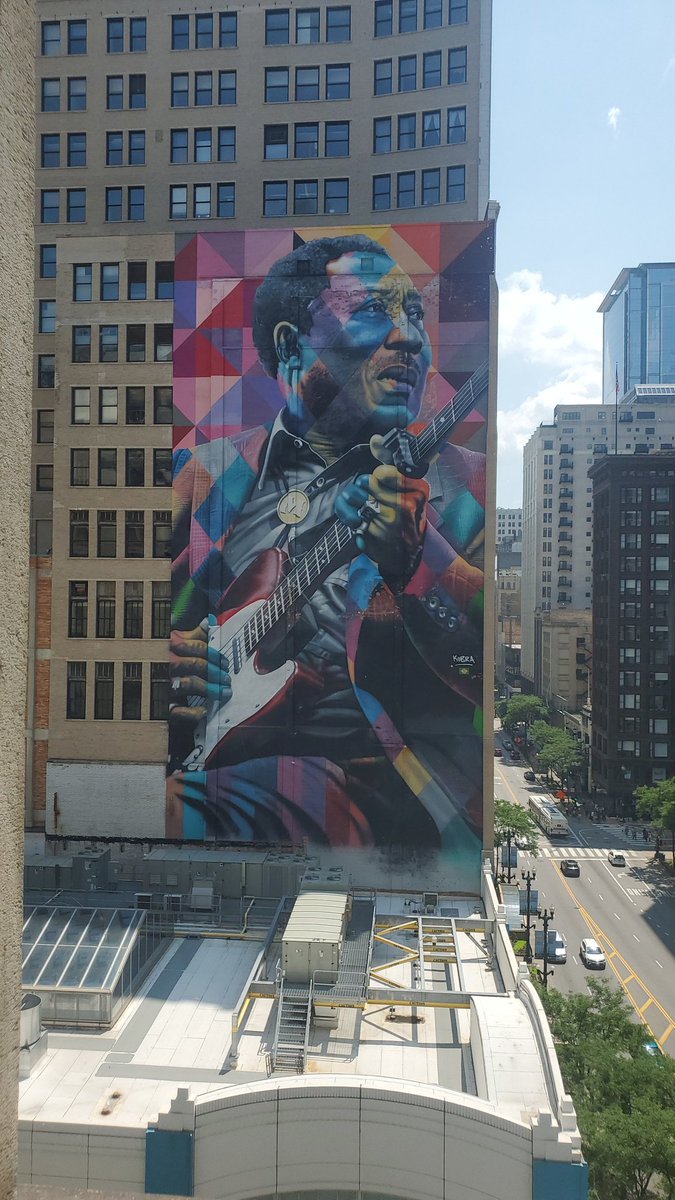 Kevinulmet's tweet image. #independenceday2023 lunch at the world famous #WalnutRoom @Macys #StateStreet ! Great flag by the way! And @muddywatersre watching from the window