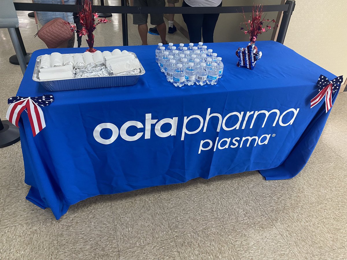 celenamaldonado's tweet photo. Celebrating 4th of July at Octapharma with donors. Weโre handing out complementary hot dogs and water to stay hydrated ๐๐ค. #plasmagic #plasmalife #ilovemyjob https://t.co/vjwR2jl7ks