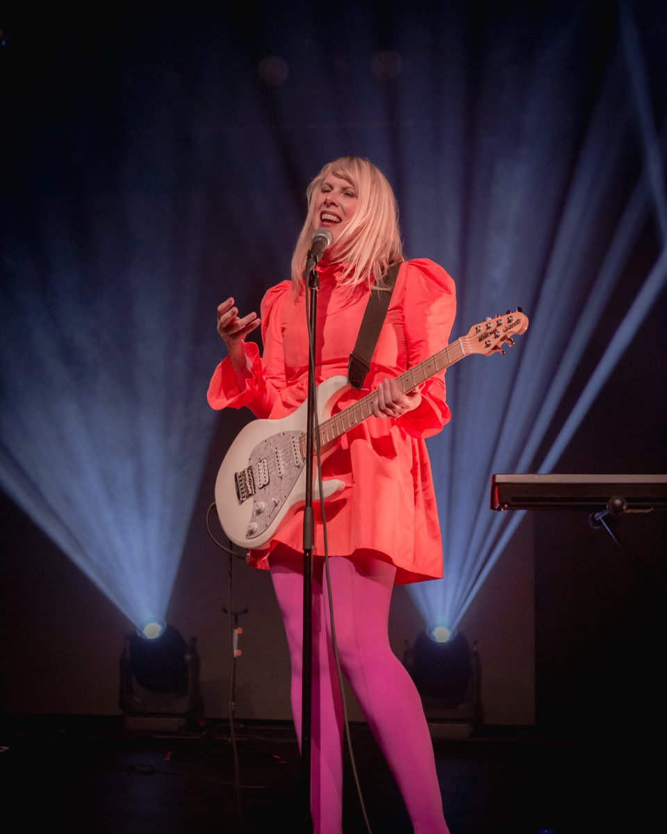 Timbre Concerts (@timbreconcerts) on Twitter photo Last night with <a href="/letigreworld/">Le Tigre</a> in Vancouver (Sold Out!)✨ Round 2 tonight! ✨ Doors 8pm <a href="/commodorevcr/">Commodore Ballroom</a> with <a href="/whoissheband/">Who is She?</a> → Limited tickets available online and at the door 🚪 📸 by <a href="/kasskills/">Kassie</a>
Ticket link: ticketmaster.ca/event/11005E2C… Last night with <a href="/letigreworld/">Le Tigre</a> in Vancouver (Sold Out!)✨ Round 2 tonight! ✨ Doors 8pm <a href="/commodorevcr/">Commodore Ballroom</a> with <a href="/whoissheband/">Who is She?</a> → Limited tickets available online and at the door 🚪 📸 by <a href="/kasskills/">Kassie</a>
Ticket link: ticketmaster.ca/event/11005E2C…