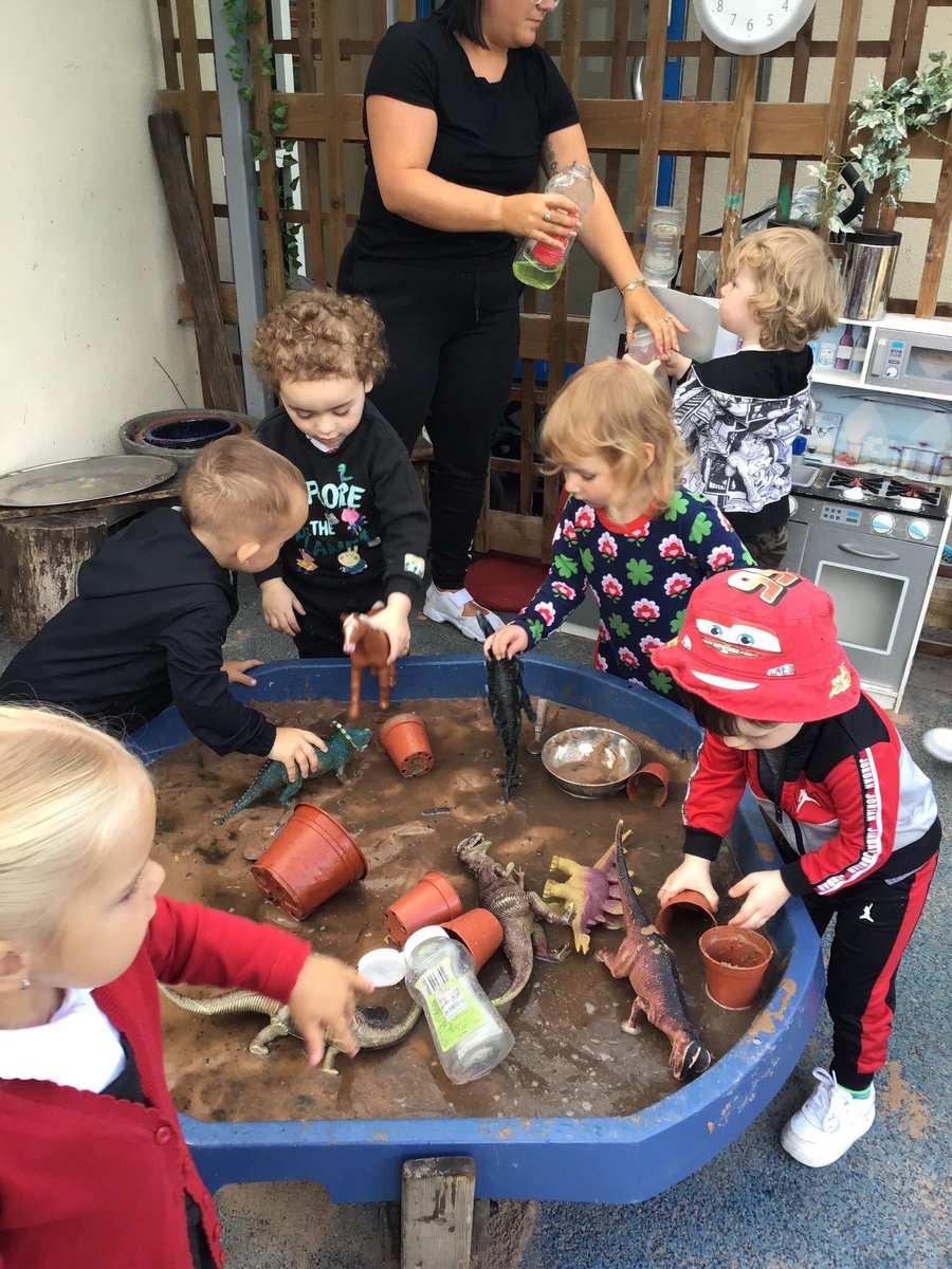 2 year olds get such a great start in our provision. We foster a love of discovery in our children to help them get the best start in life.