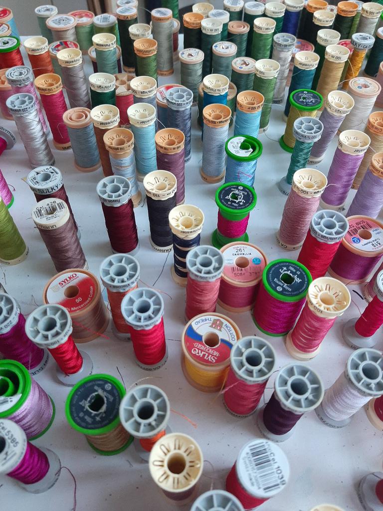 recruitment.mmu.ac.uk/vacancies/9203… temporary role at <a href="/mmu/">mmu</a> - a lovely job for someone with an interest in textiles/ threads/ making #embroidery #textiles #threads #yarn #stitch  <a href="/MMUdesign/">MMU Design</a> <a href="/62Group/">The 62 Group</a>