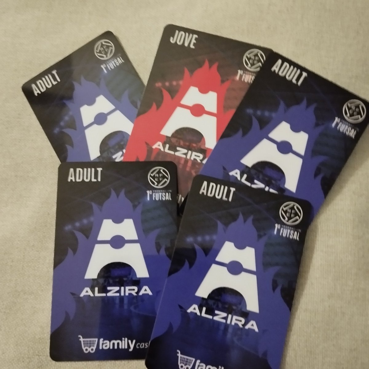 Pues ya estoy en modo primera. Por un gran año de ilusión. Vamooooos <a href="/AlziraFS/">Family Cash Alzira FS</a>