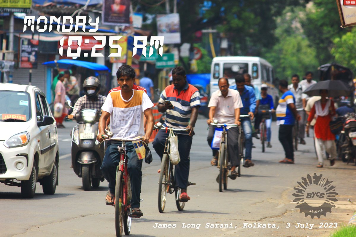 BYCS_Kolkata's tweet photo. There’s no impediment strong enough to stop #Everyday #cyclists of #Kolkata from #Cycle2Work or #Cycle2School.
Please facilitate #cyclists instead of restraining them.
#RushHour (10-10:30am, 3-7-23) at Behala.
#Cycles4Change #bicycle #cycling https://t.co/Rcbt0miuQH
