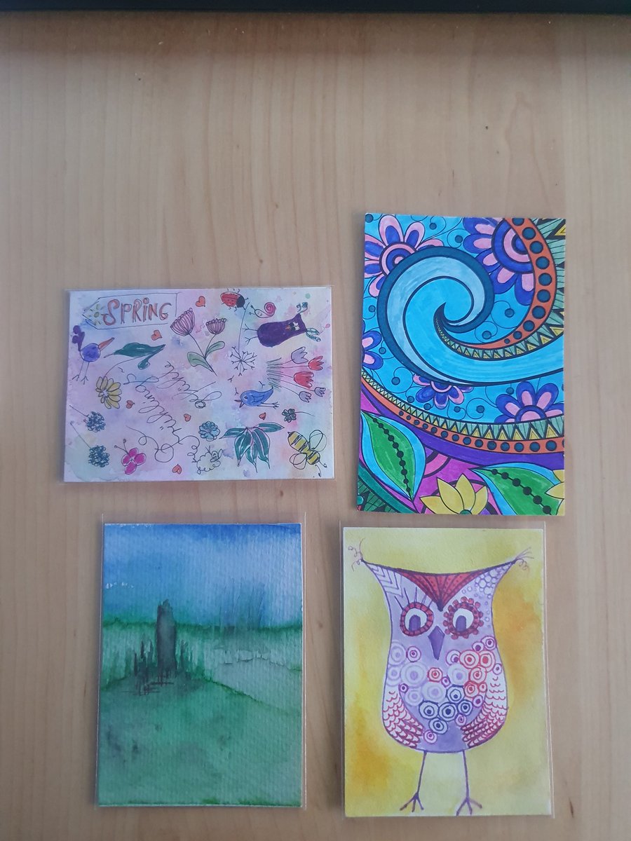 Durch die #ATCTombola vom April 🙈 bekam ich diese tollen #ATC von @kaffeekleckz .
Vielen Dank für die schönen ATCs.
#KleineKunstklasse #ATCTausch