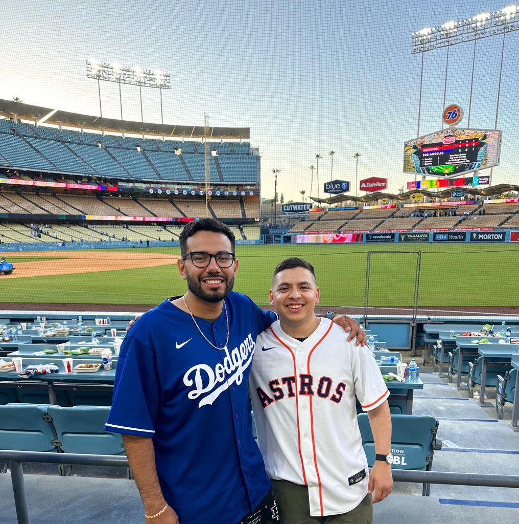 sanielda's tweet image. Happy Birthday to one of my best friends @JECABADA! ⚾️🇺🇸