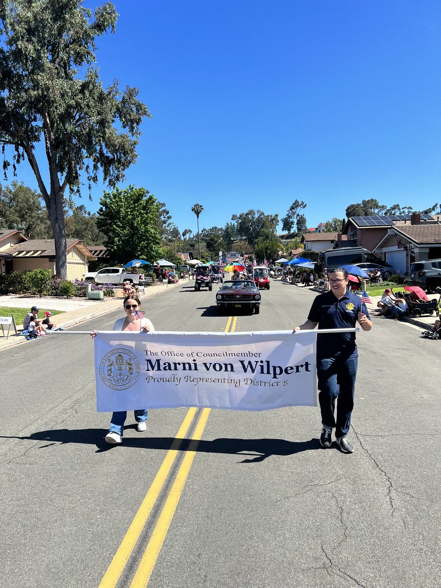 Happy #4thofJuly San Diego! There’s no better way to start this holiday than the Scripps Ranch Spirit of the Fourth parade! Thank you to the <a href="/SRCivic/">SRCA</a> for hosting the parade and to John Lee for letting me ride in his classic ‘65 Mustang.