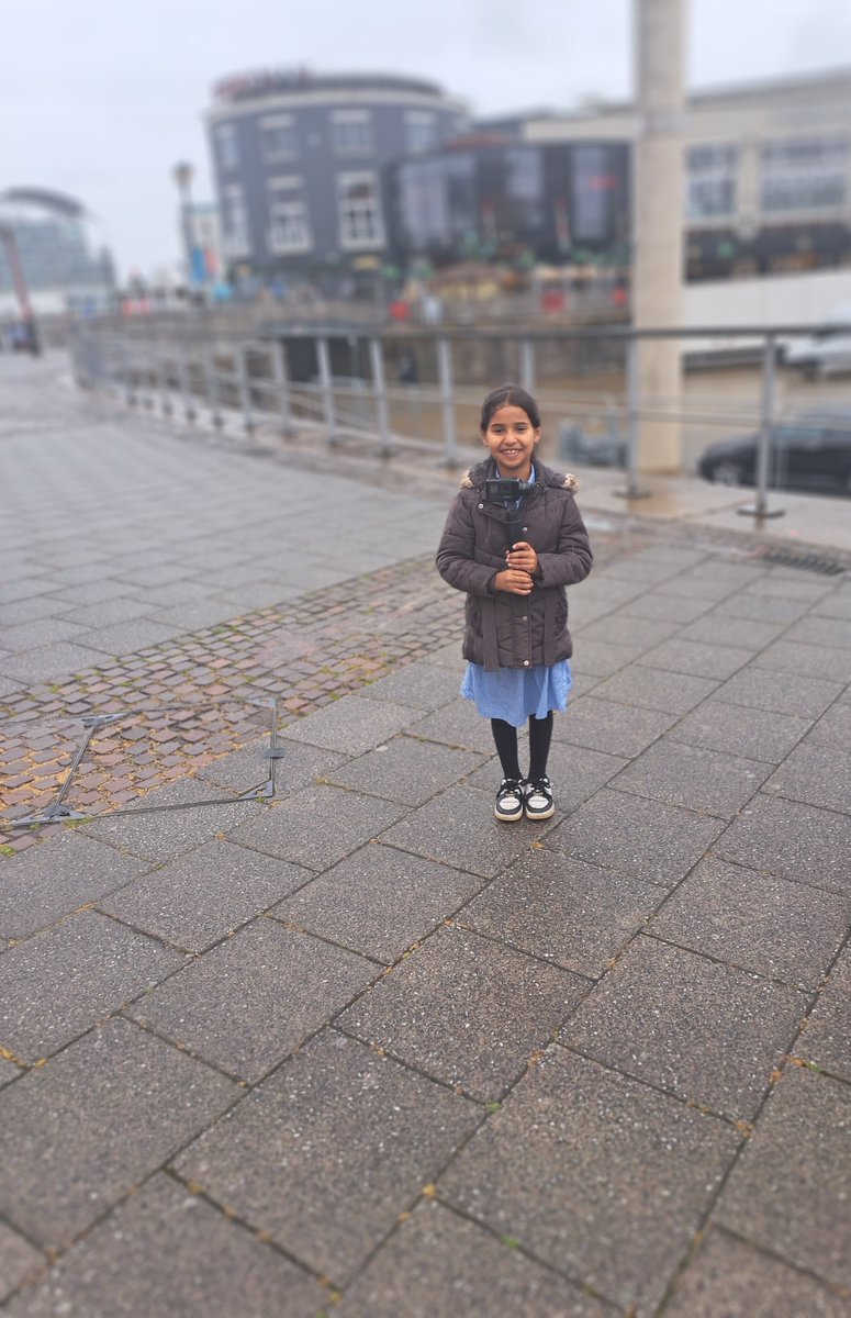 Year 3 practised their filming skills around Cardiff Bay in preparation for our passport to the city film 🎞🎥 <a href="/buffoon_media/">Buffoon Media</a> <a href="/SMTVCardiff/">SMTV Cardiff 🧡</a> <a href="/CdfCuric/">Curriculum Team | Tîm Cwricwlwm</a> @CP2TC_CPIDd