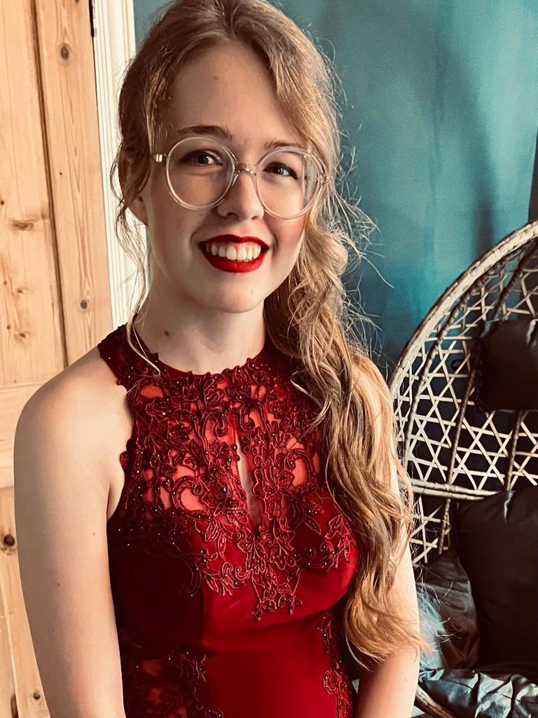 Huge congratulations to Year 11 Abigail who has been awarded ‘Distinction’ in Grade 8 singing with a mark of 146/150. A truly incredible achievement. Well done Abi! 🎶👏
<a href="/tranby_music/">Tranby_Music</a> <a href="/United_Music1/">United Music</a> 

#celebratingsuccess