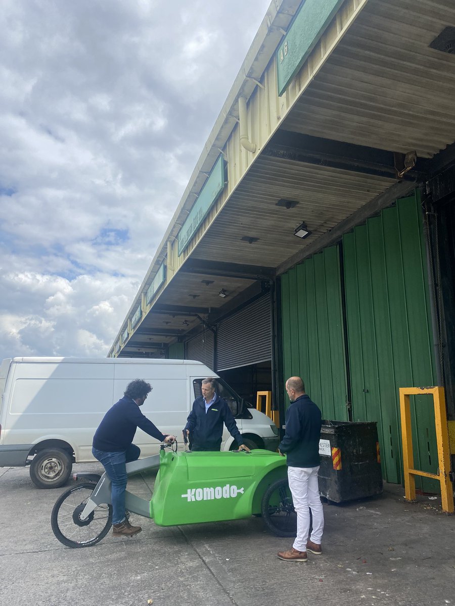 #komodobike had a real impact today in a city doing amazing things (with a long way to go) #manchester <a href="/OrganicNorth/">Organic North</a> @OfficialTfGM <a href="/AutomediU/">Automedi UK 🌍</a> <a href="/HarryHamishGray/">Harry Gray</a> <a href="/McrBikesuk/">Manchester Bikes</a>