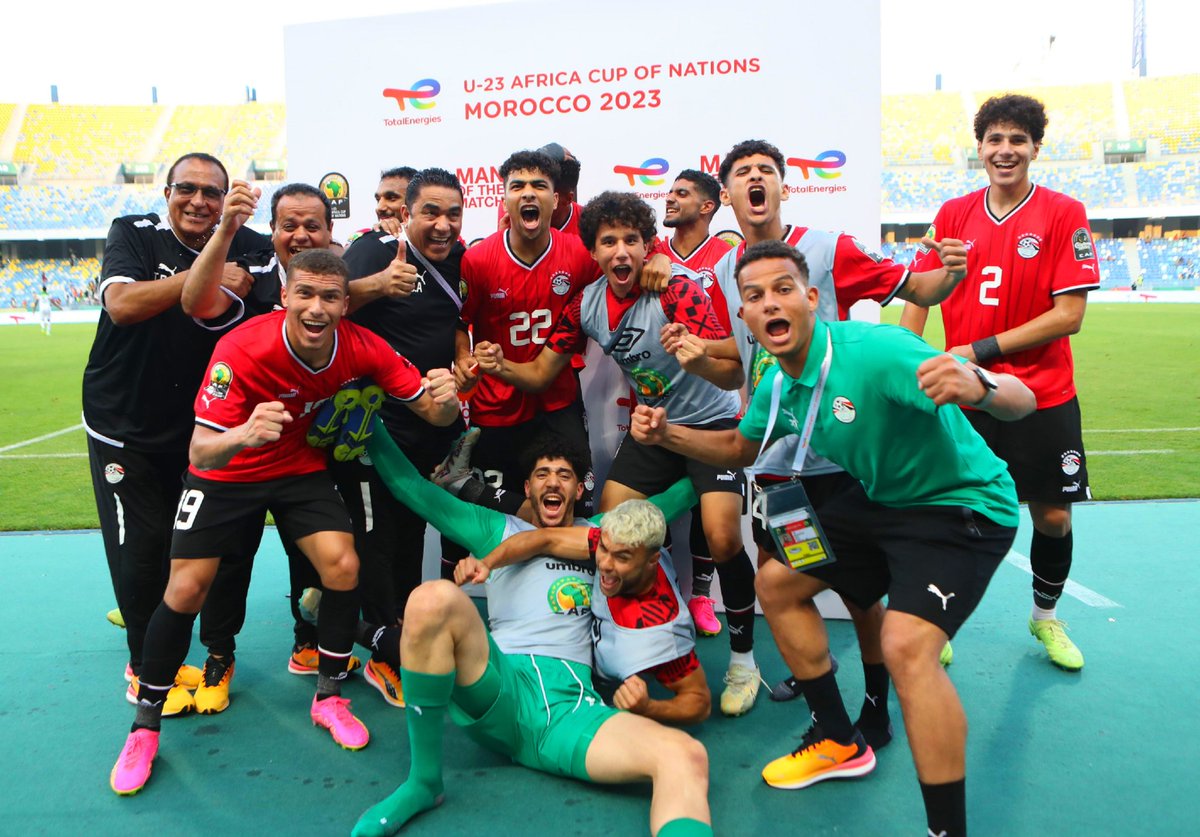 Foot_Masry's tweet photo. 🇪🇬 | L'ÉGYPTE REMPORTE 1/0 LE SYLI NATIONAL ET PREND SA PLACE EN FINALE DE LA COUPE D'AFRIQUE U23 ! 🎟️🥳
#EGYGUI | #TotalEnergiesAFCONU23 https://t.co/1sGszyK4bB