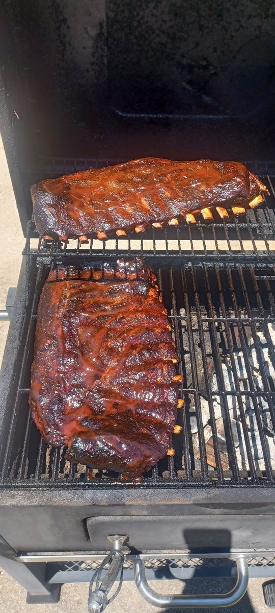 FulpJon's tweet photo. Ribs and hpt dpgs done! Hope everyone is enjoying there day https://t.co/XmctW4UWZe