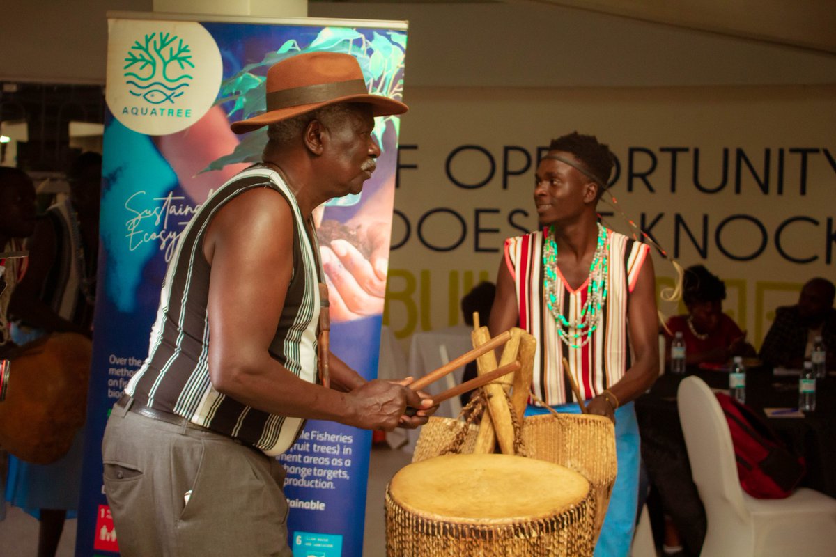 AquaTreeProject's tweet image. @AquaTreeProject came second in @SFAAwards in category of Green Cities Of The Future Award.
Winner was @ArenaRecycling.
Congratulations to you both!
#SFAAwards23
#AquaTreeProject