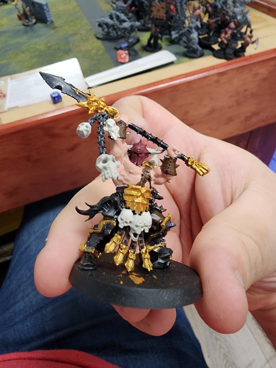 abracadaver23's tweet photo. @warhammer Khorne is red https://t.co/wwvEntjzir