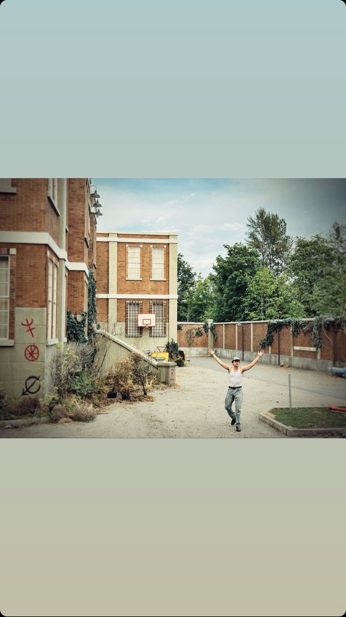 ColsprUpdatesFR's tweet image. #PHOTOS (2) | Story Instagram de @colesprouse (05/07)