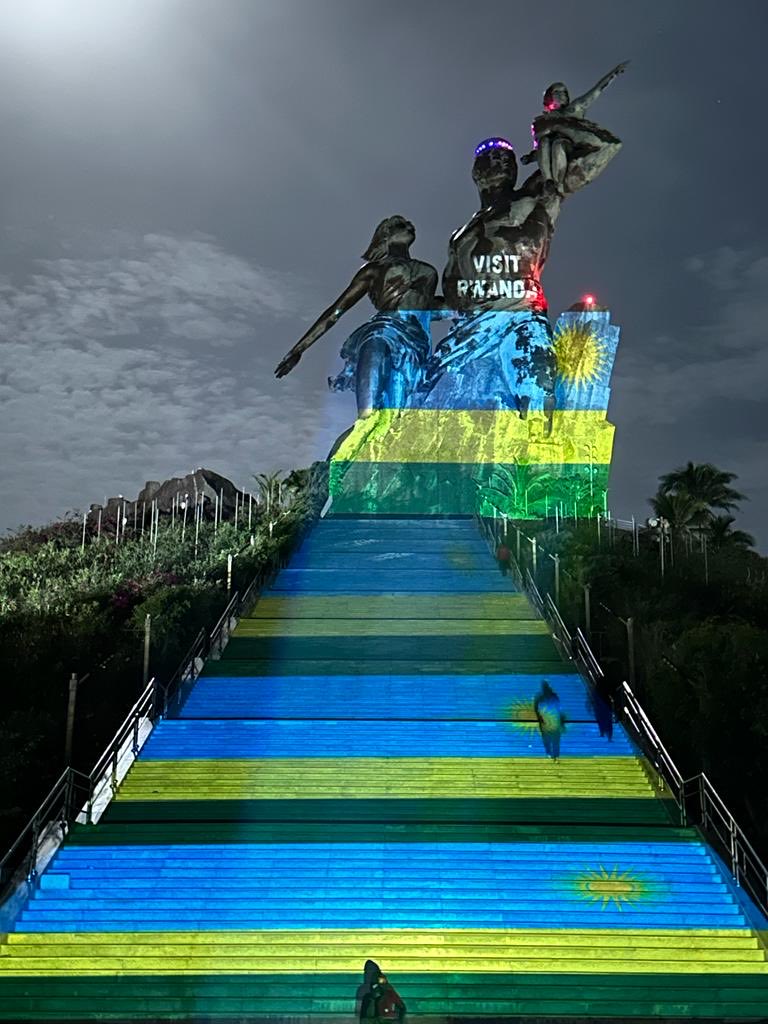 RWANDA 🇷🇼🇸🇳 SENEGAL

Dakar's African Renaissance Monument, the 2nd highest in the World was light in Rwandan flag colours and #VisitRwanda slogans to mark Rwanda's #4thofJuly, the 29th Celebration of the Liberation Day known as #Kwibohora29.

#FactsOnRwanda #RwOT