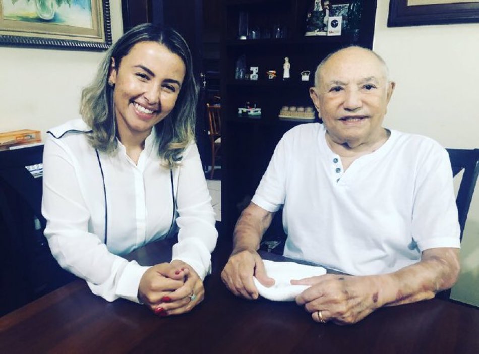 cel_marvel's tweet photo. Uma perda irreparável. 😔
Obrigada Siquerido!
Sua ousadia libertou o sofrido norte. Temos o melhor Estado devido a sua coragem. 
Descanse em paz. https://t.co/nLvKRnqRyI