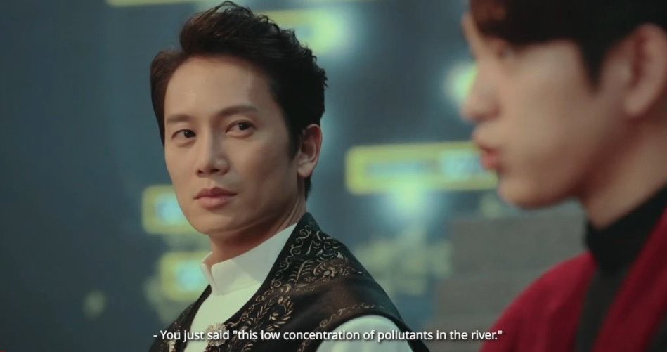 nacchi_yohagao's tweet photo. #TheDevilJudge
#TDJRewatch EP1
Look at this happy face of Yohan staring at him while Gaon is asking questions to the doctor. Yohan is full of love for Gaon from the very beginningโค๏ธ https://t.co/uheGXWOP0t
