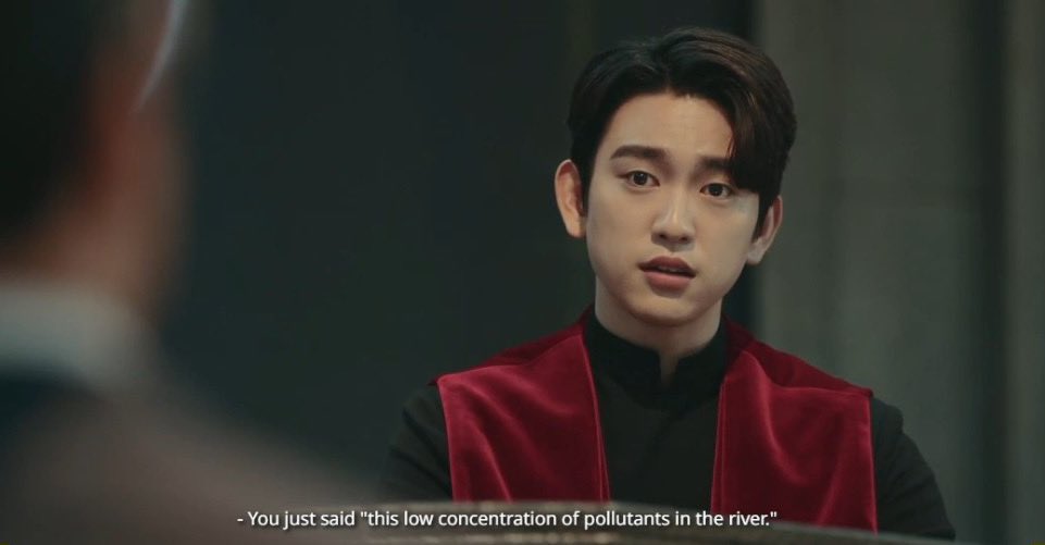 nacchi_yohagao's tweet photo. #TheDevilJudge
#TDJRewatch EP1
Look at this happy face of Yohan staring at him while Gaon is asking questions to the doctor. Yohan is full of love for Gaon from the very beginningโค๏ธ https://t.co/uheGXWOP0t