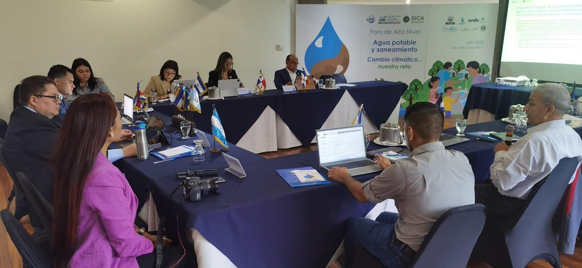Ludwigalvarezi's tweet photo. Estamos en san Jose Costa Rica, como Coodinador Adjunto de FOCARD-APS de República Dominica, por lo cual nos complace iniciar la reunión preparatoria donde Costa Rica, representada por AyA, recibirá la Presidencia Pro Témpore del FOCARD-APS
#SICA #FOCARD-APS @INAPAGOB https://t.co/TrKJKKl2Gm