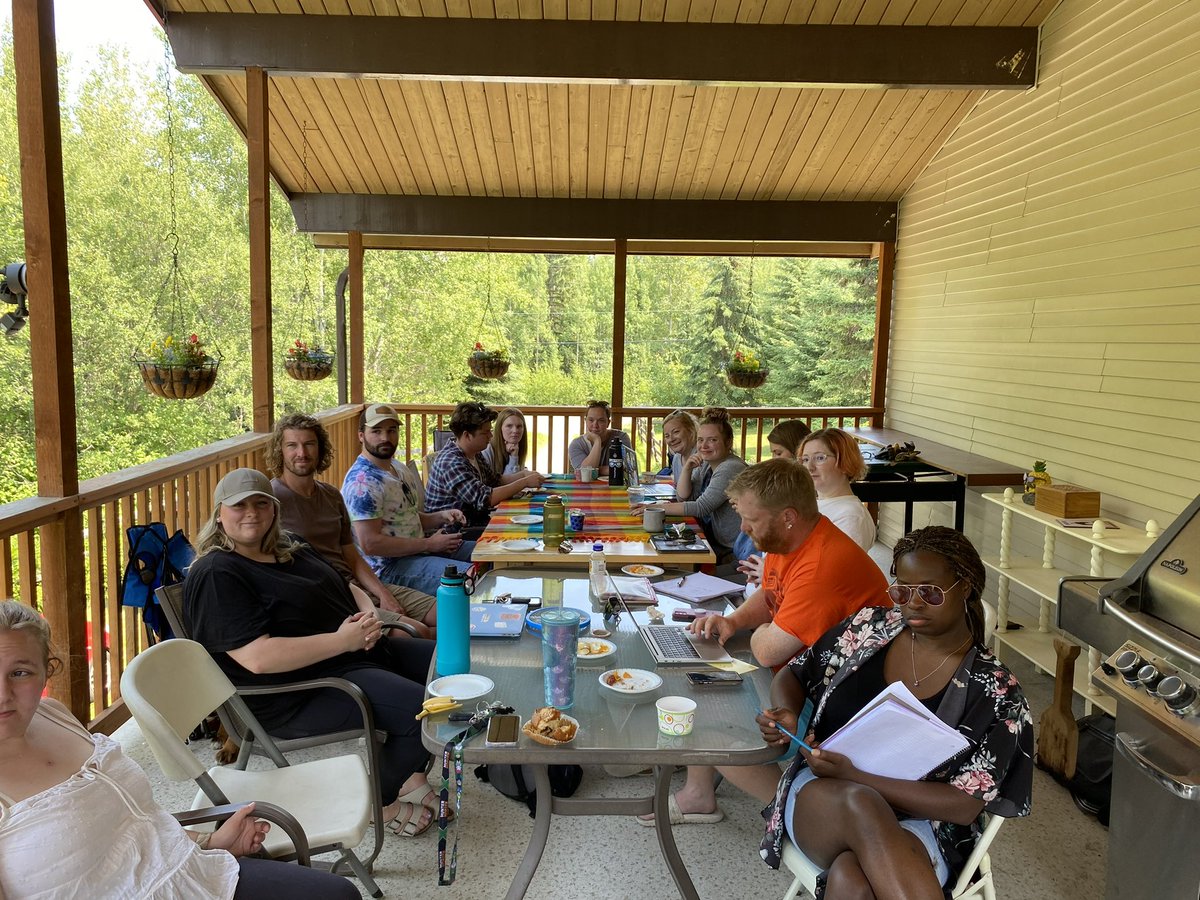 EducationUnbc's tweet photo. Hosting a #EDUC405 class off campus with the EY cohort. Design. Check in. Eat. Play. #UNBCED #Block4 #intentionality #edtech https://t.co/4WL8p68Ti7