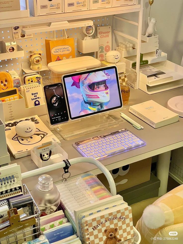 cajkstudie's tweet image. #studytwt | #studytwtbr

⤿ ela, 21 anos
⤿ vestibulanda de ciências da computação 
⤿ foco: enem 2023
⤿ já trabalho como programadora backend
⤿ exatas

⤿sou novinha no studytwt, vamos ser mutuals! °

🌺 k-pop, coding, dance, gaming