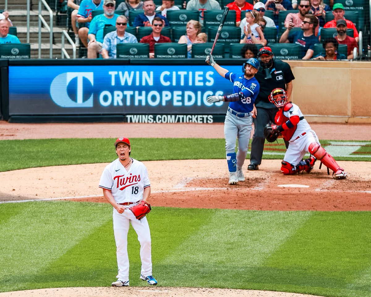 The king's roar 👑😀