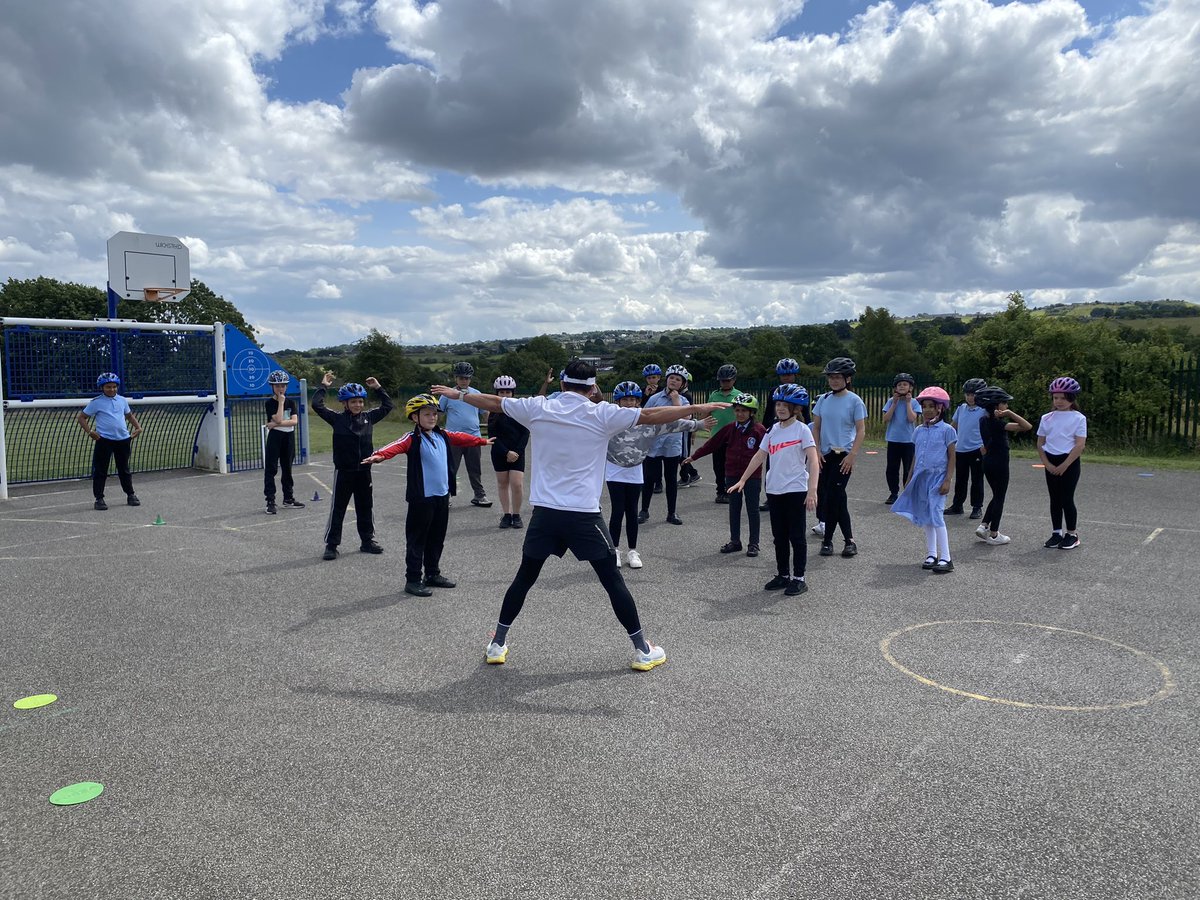 church_prim's tweet photo. This afternoon our @year5and6church classes were selected to participate in a Pogo lesson hosted by @pogopulsekids @Jools_CP. The children had the opportunity to improve their resilience and perseverance #momentsofsuccess @NiallO7Brien @PEchurchprim1 @AlexOgden25 @YorkshireSport https://t.co/8JsYMu0EjY