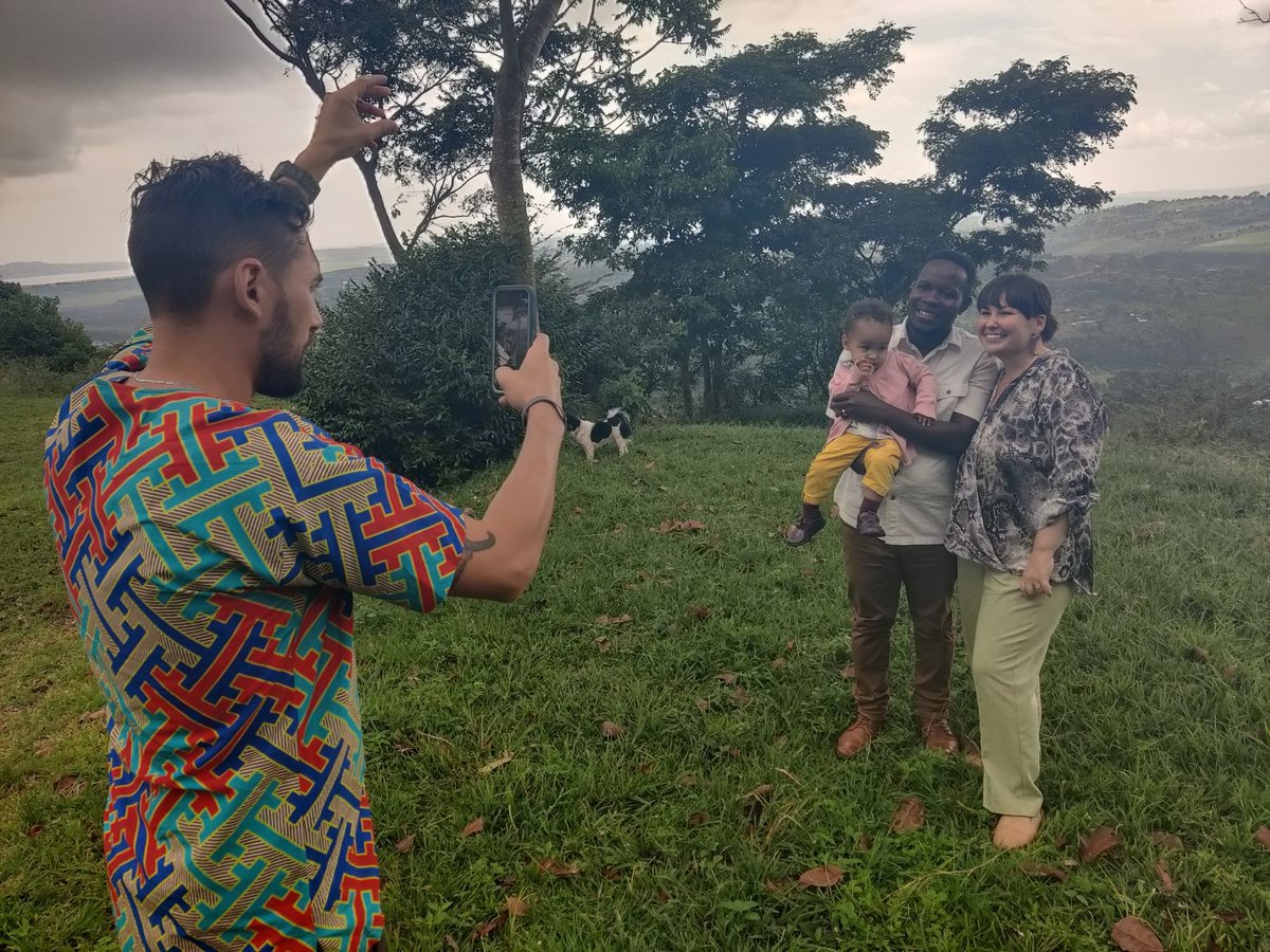 martinssempa's tweet image. American #Independenceday
Hosted wives and husbands of Americans married to Ugandans at #Makula. Had SPs legendary  #BigBite smoked BBQ! We prayed for America. #4thofJuly cc @usmissionuganda @nyamadon @wekesa_amos