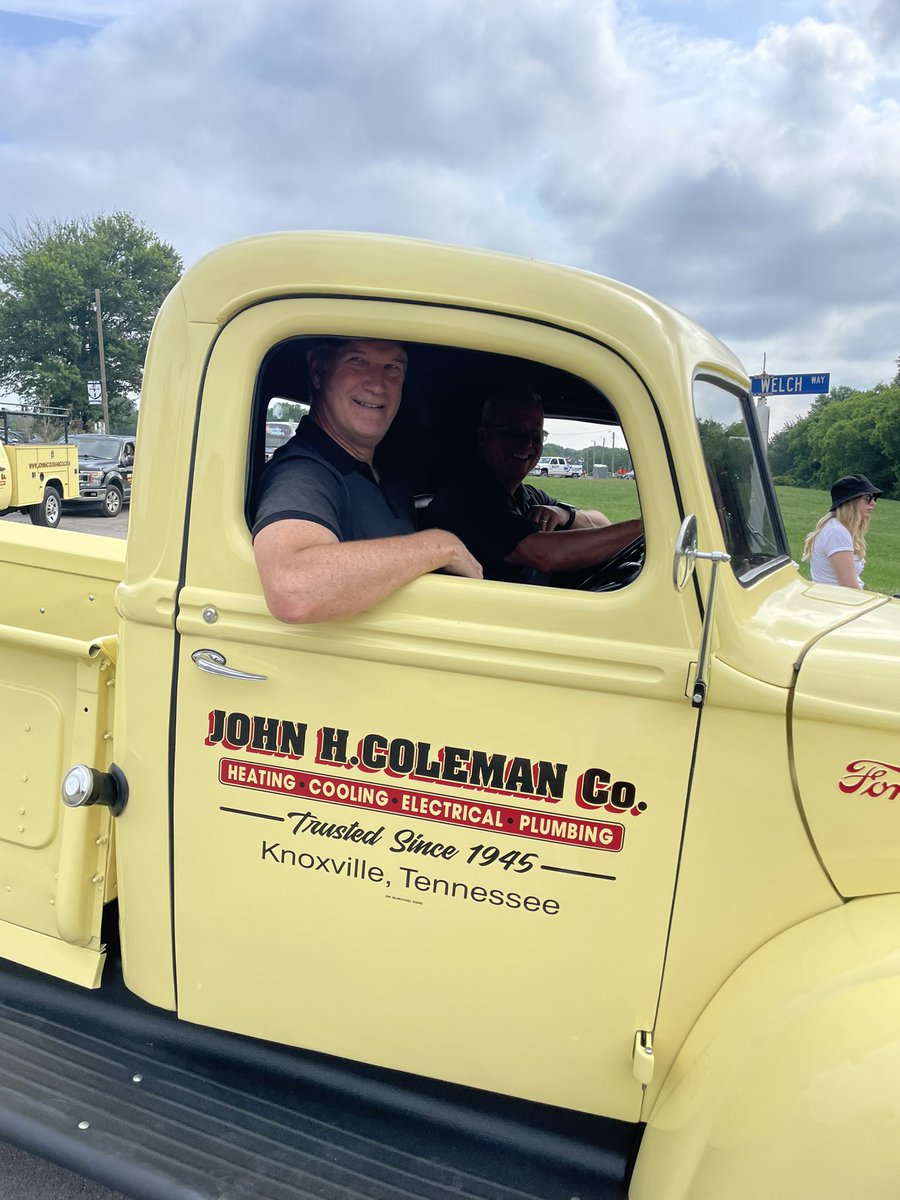 JohnHColemanCo's tweet photo. Happy 4th of July from The John H. Coleman Company! https://t.co/lokyGW7diH