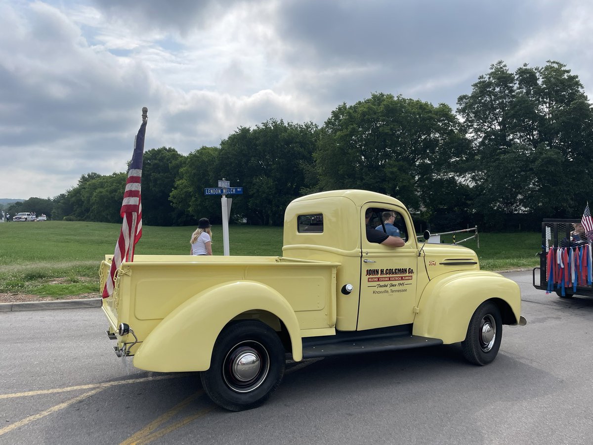 JohnHColemanCo's tweet photo. Happy 4th of July from The John H. Coleman Company! https://t.co/lokyGW7diH