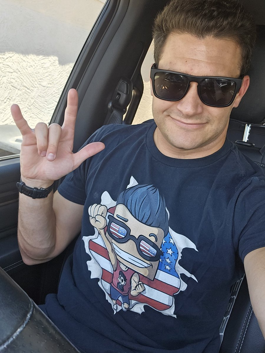 Shawn // Midget tweet media