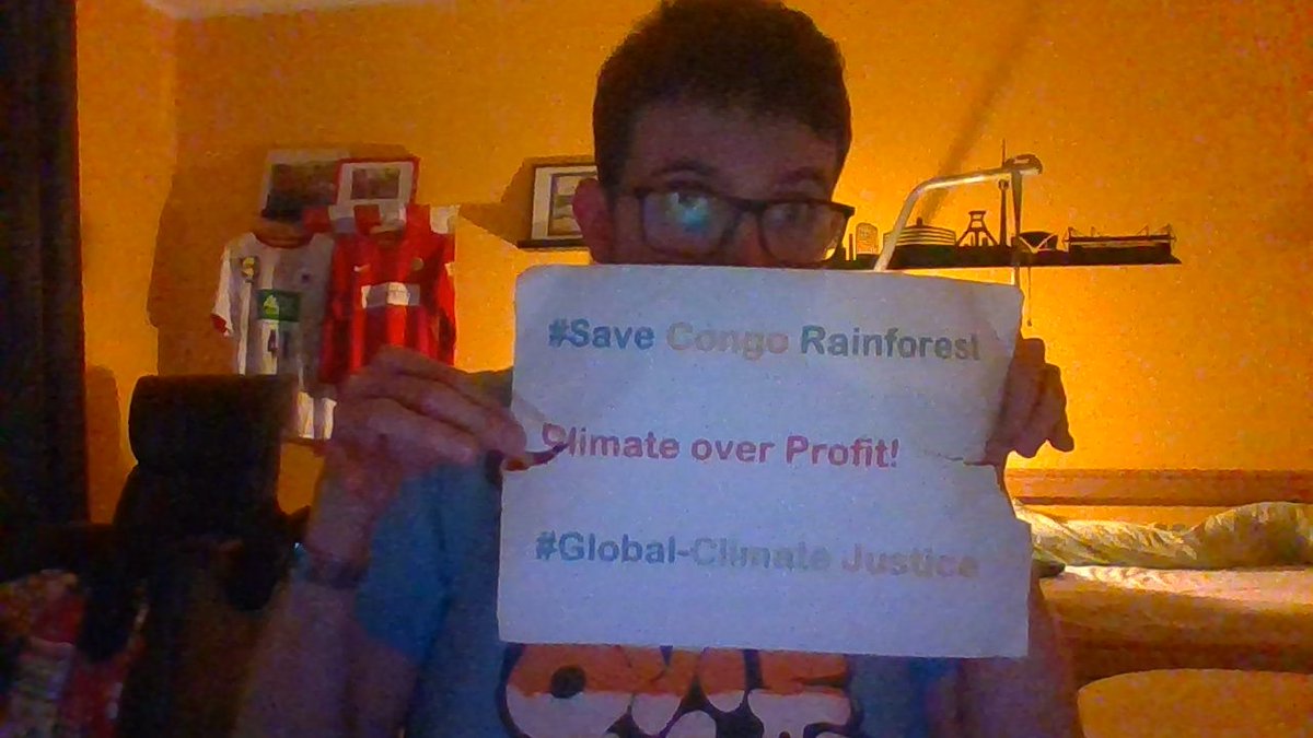IsStratkotter's tweet photo. This is day 570 of strikeing for #SaveCongRainforest and #GlobalClimateJustice to say that #AfricaMatters #BlackLifesMatter #BlackTransLifesMatter #IndigenousLifesMatter #loveislove and that we got to #DefendTheDefenders #BuildBackBetter and #StopPoliceBrutalityInUganda and 1/7🇺🇦 https://t.co/mLCTEhjqRP
