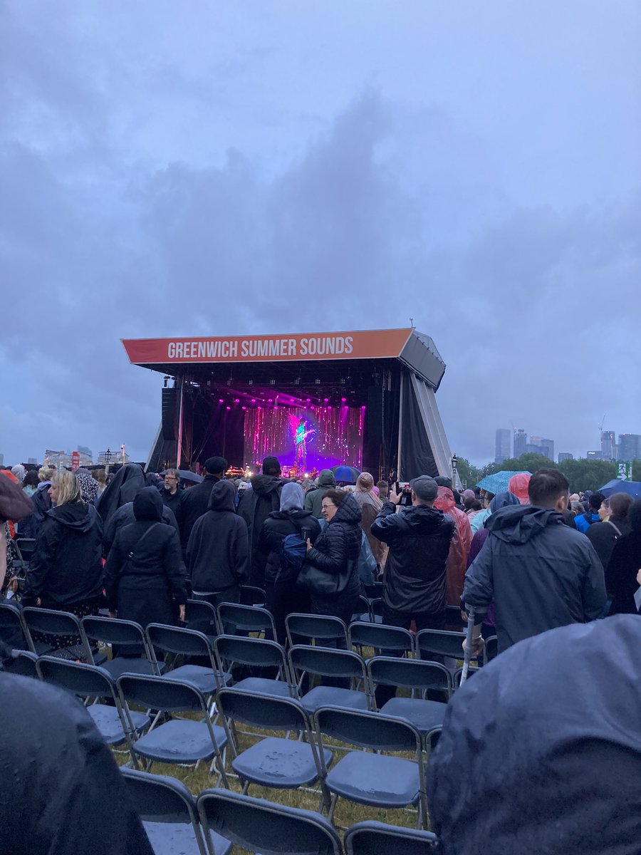 LovingLadywell tweet media