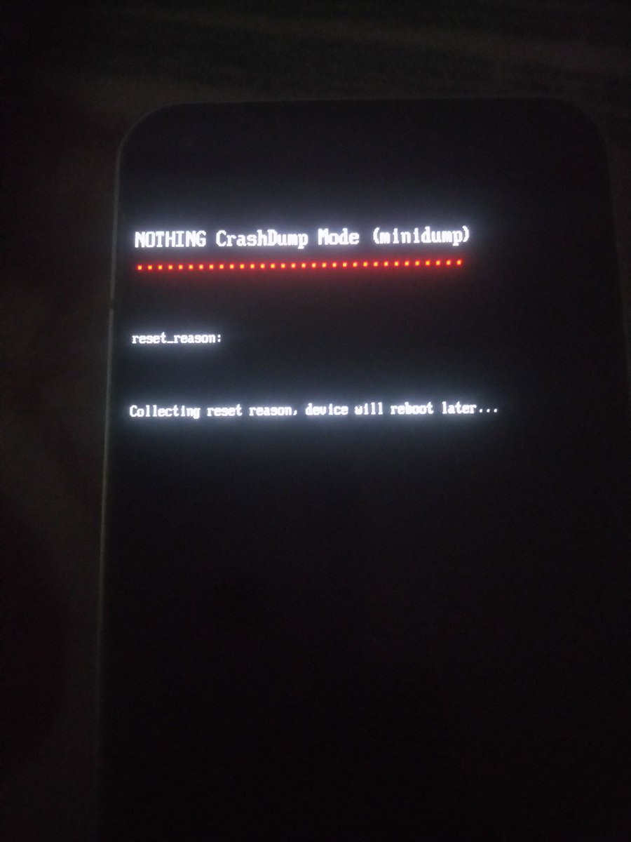 PurushottanB's tweet photo. After updating my nothing phone 1  I am facing issue @nothing @stufflistings @nothingsupport @AmreliaRuhez @ShokeenSanchit @TechnicalGuruji @TrakinTech @TechBurritoUno plz resolved it https://t.co/ALa55Xx3Ew