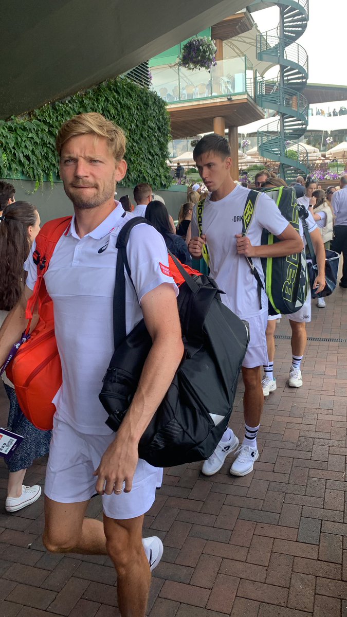 pe_TGS's tweet photo. Despite the rain today, it was a great 2 days @Wimbledon for the Year 9 @TgsTadcaster students! They were a pleasure to take and I am sure they have some great memories and stories! #smashingtime https://t.co/iWuknN5YN5