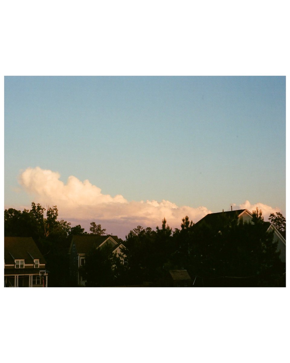 Some snaps on a sunny day. 
📸: Leica M6
🎞️: Portra 400
