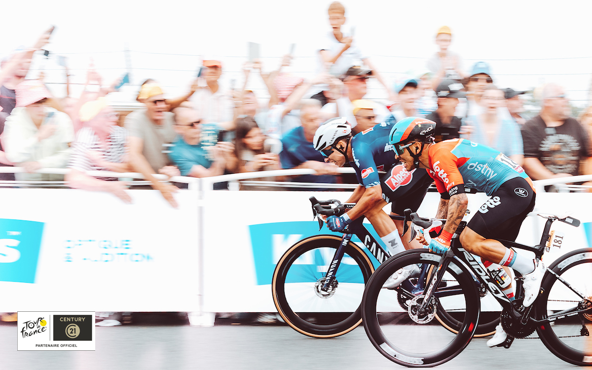 LeTour's tweet photo. Pic of the Day by @century21fr 

#TDF2023 

📸 A.S.O. / Jered &amp; Ashley Gruber https://t.co/vKUnll5tXa